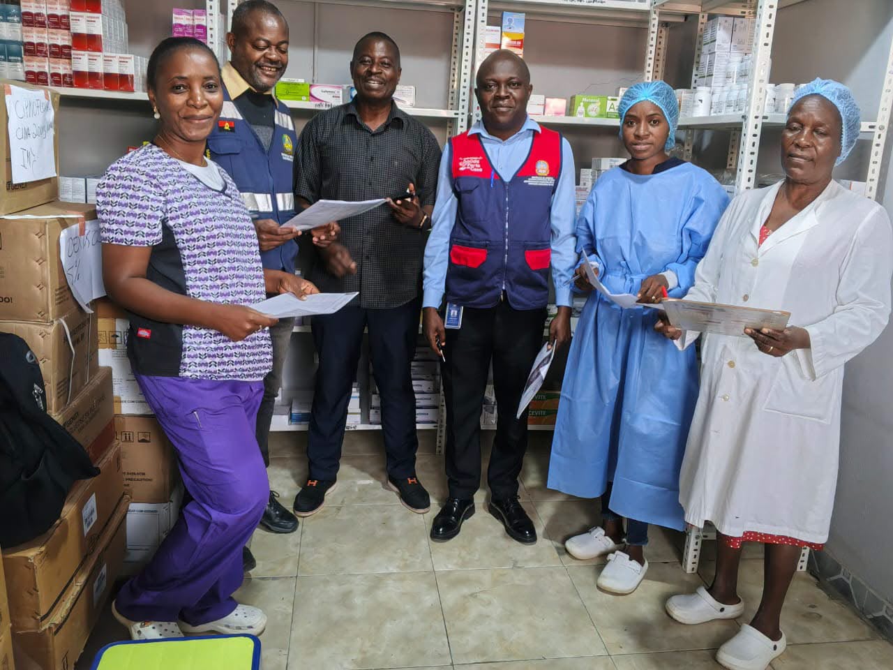 Agência reguladora de medicamentos e tecnologias de saúde (ARMED) em acção no município de Cacuaco.